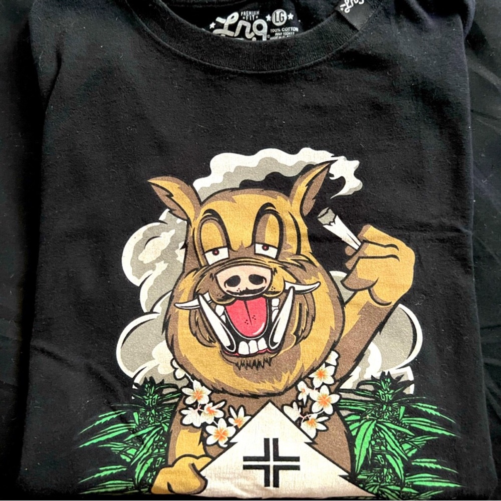 LRG T-shirt